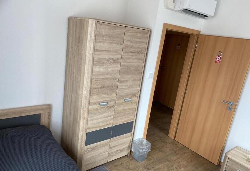 דירת דופלקס בת חדר שינה 1, Apartmány Krupka