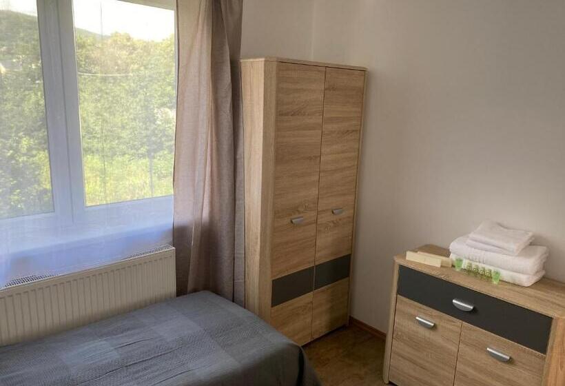 דירת שני חדרים, Apartmány Krupka