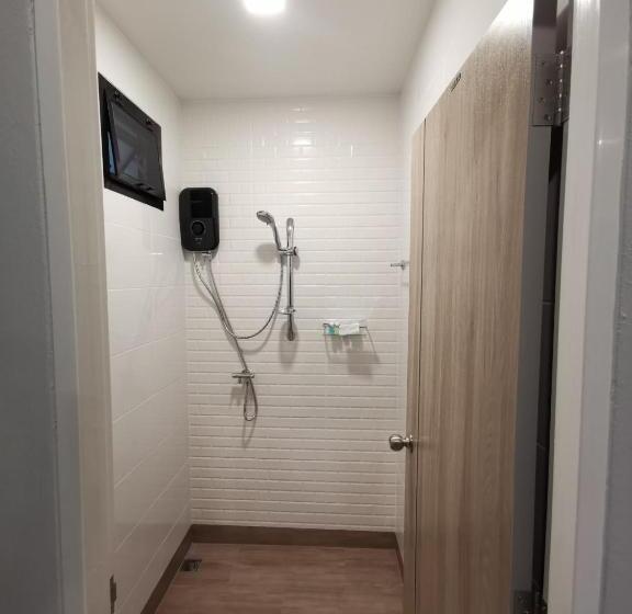 غرفة قياسية رباعية, Daad Fah Home And Cafe