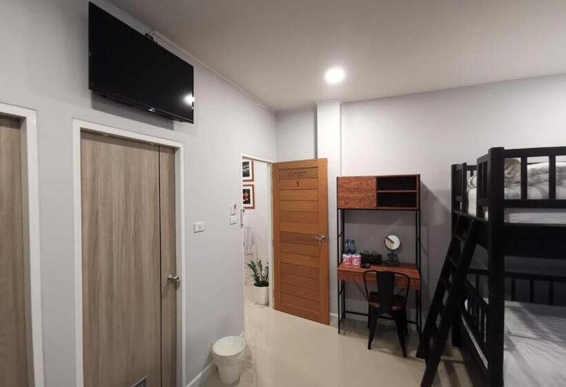 四人标准间, Daad Fah Home And Cafe