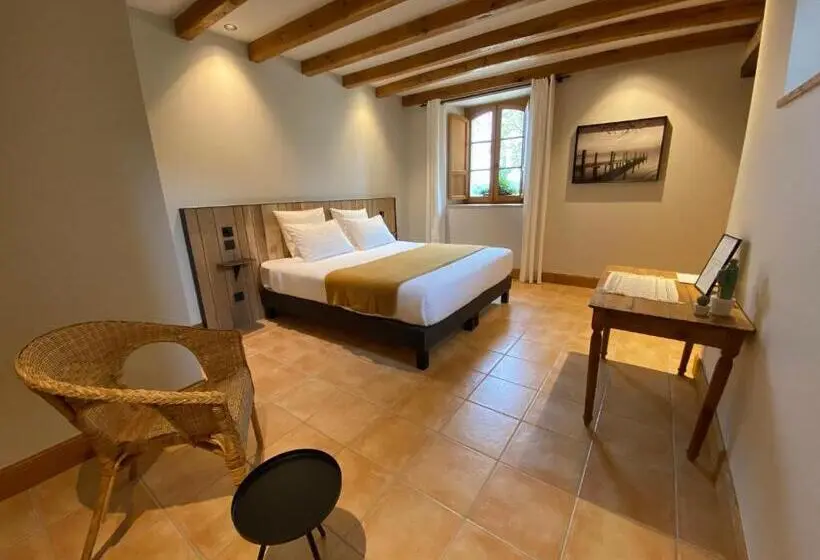 ガーデンビュースタンダードルーム, Domaine De Cazal   Chambres D Hôtes Avec Piscine Au Cœur De 26 Hectares De Nature Préservée