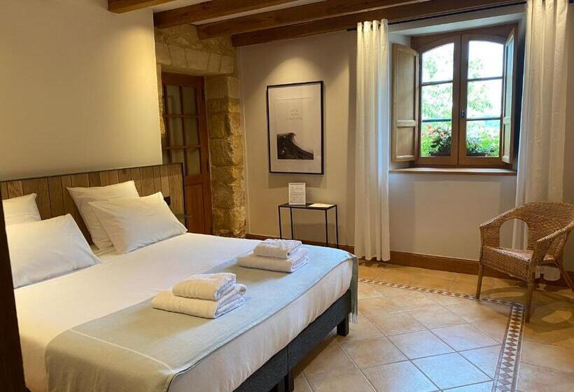 غرفة عائلية مطلّة علي الحديقة, Domaine De Cazal   Chambres D Hôtes Avec Piscine Au Cœur De 26 Hectares De Nature Préservée