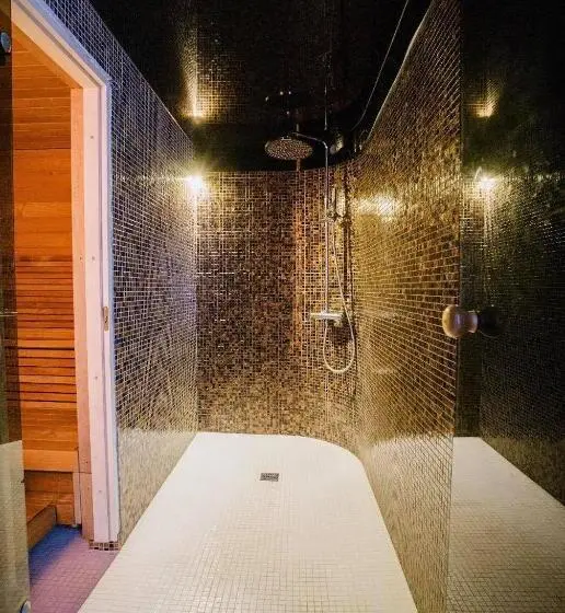キングサイズベッドのデラックススイート, Family Suite With Garden And Amaizing View To Lugano