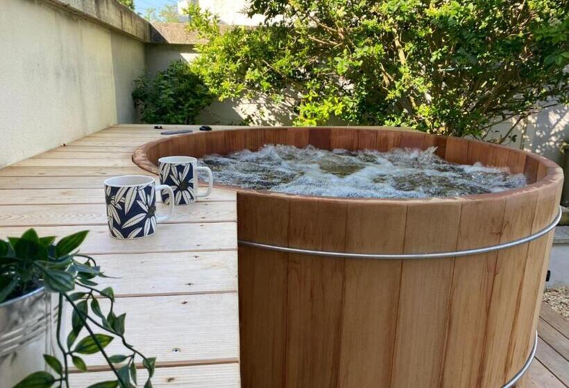 标准间, Gîte Verveine Bain Nordique Jacuzzi L écrin De Verdure Chinon