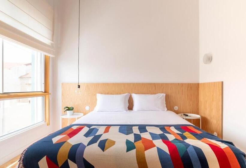 Camera Standard, Casa D´avó Dalina