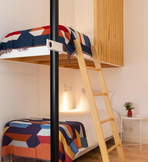 Camera Tripla Basic, Casa D´avó Dalina