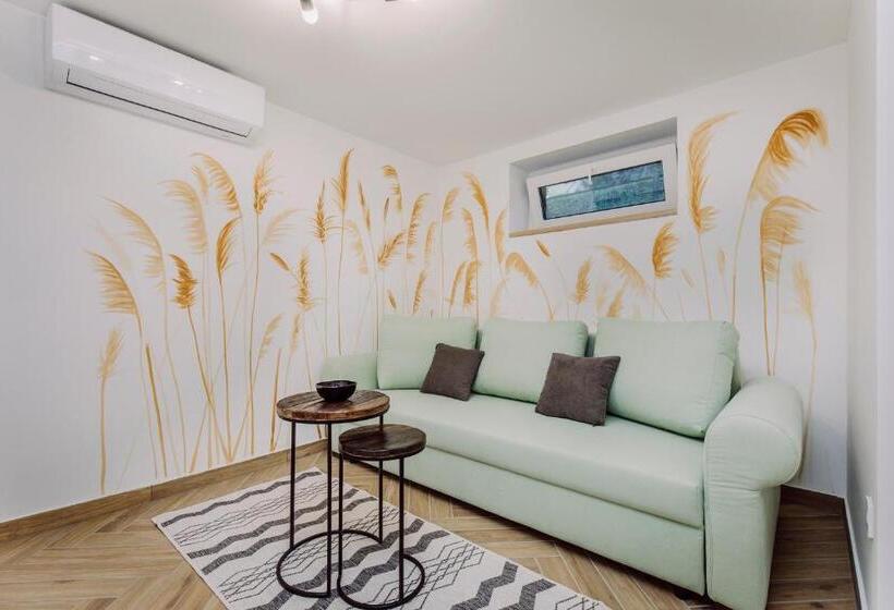 スタンダードインサイドビュールーム, Nádas Center Home Badacsony