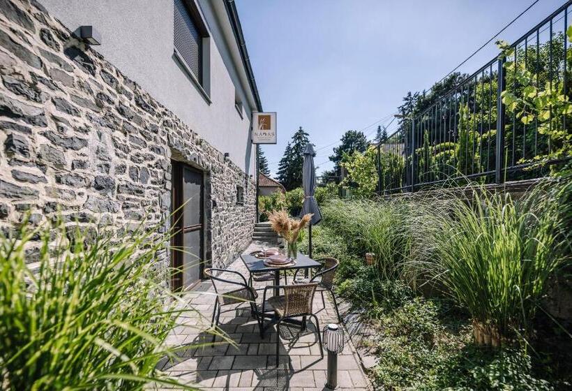 デラックスルーム, Nádas Center Home Badacsony