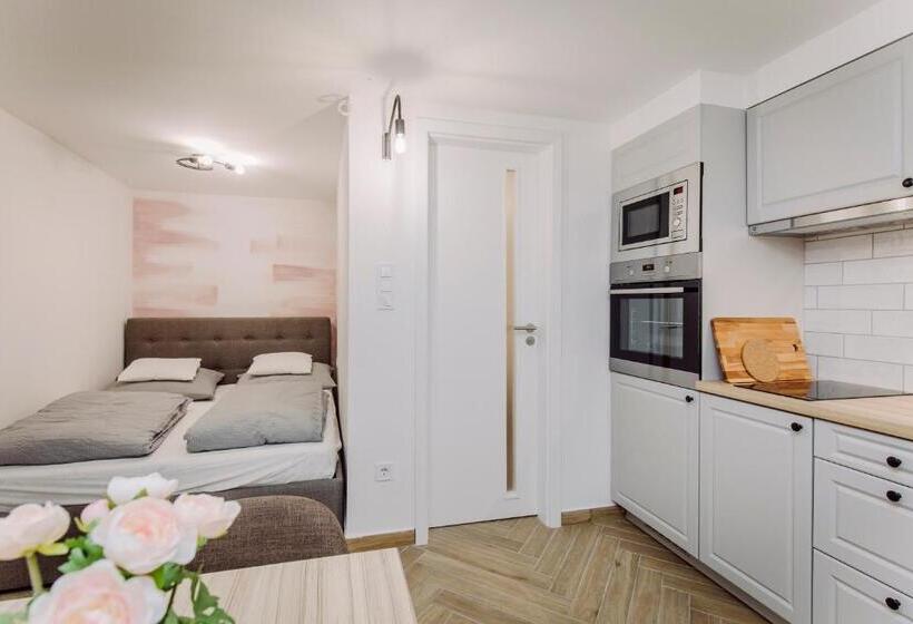Номер Deluxe, Nádas Center Home Badacsony