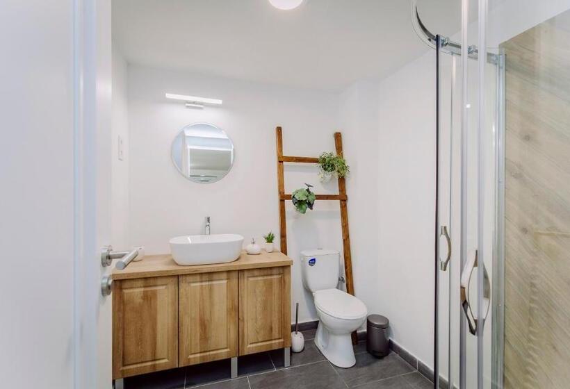 デラックスルーム, Nádas Center Home Badacsony