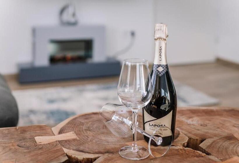 テラス付き1ベッドルームアパートメント, Nádas Center Home Badacsony