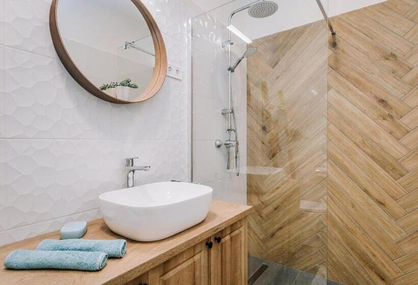 Апартаменты 1 Спальня с Террасой, Nádas Center Home Badacsony