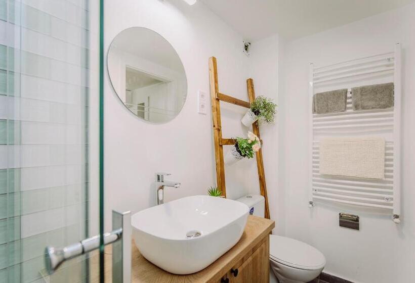 スタンダードインサイドビュールーム, Nádas Center Home Badacsony