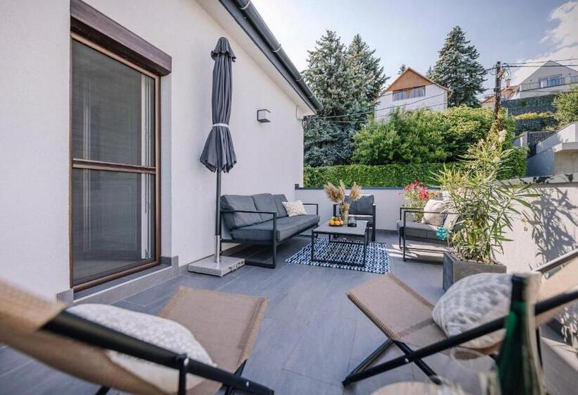 テラス付き1ベッドルームアパートメント, Nádas Center Home Badacsony