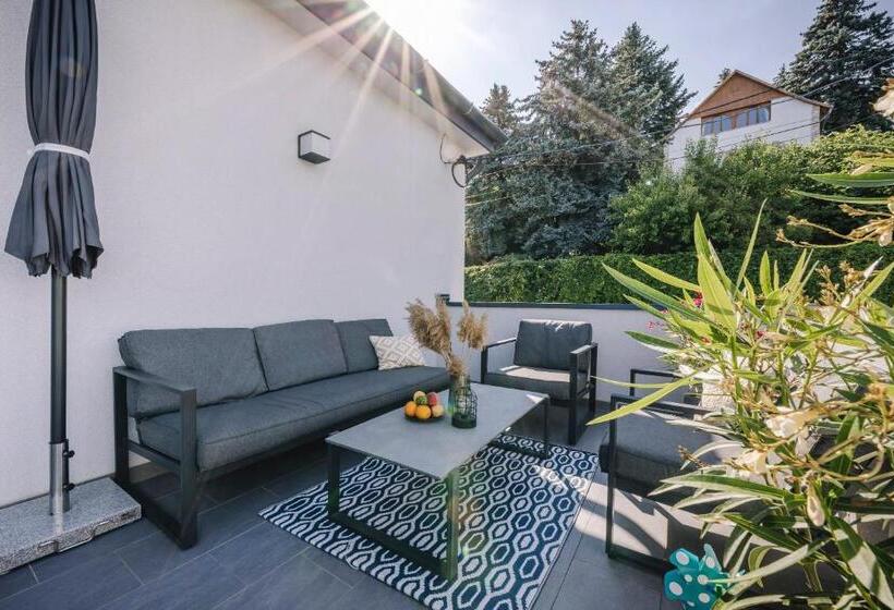 テラス付き1ベッドルームアパートメント, Nádas Center Home Badacsony