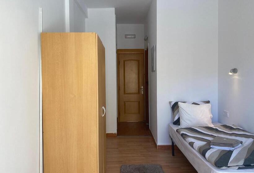 اتاق استاندارد یک نفره, Hostal Villa Senese