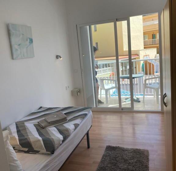 اتاق استاندارد یک نفره, Hostal Villa Senese