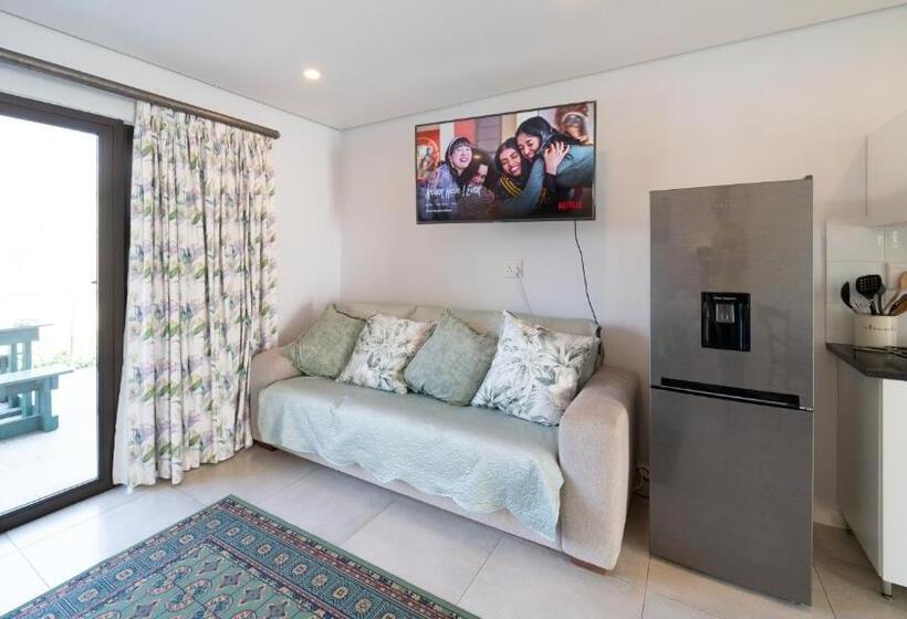 Семейный Номер, Equestre Bnb