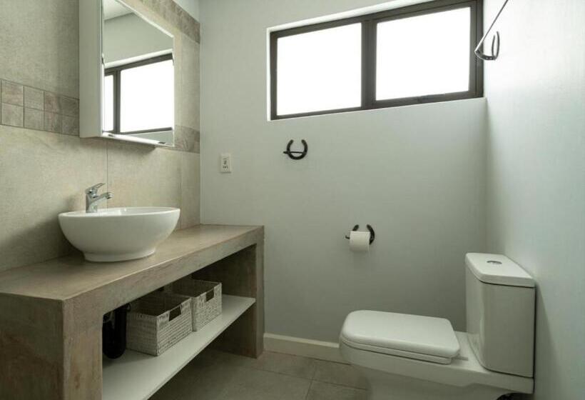 سوییت, Equestre Bnb