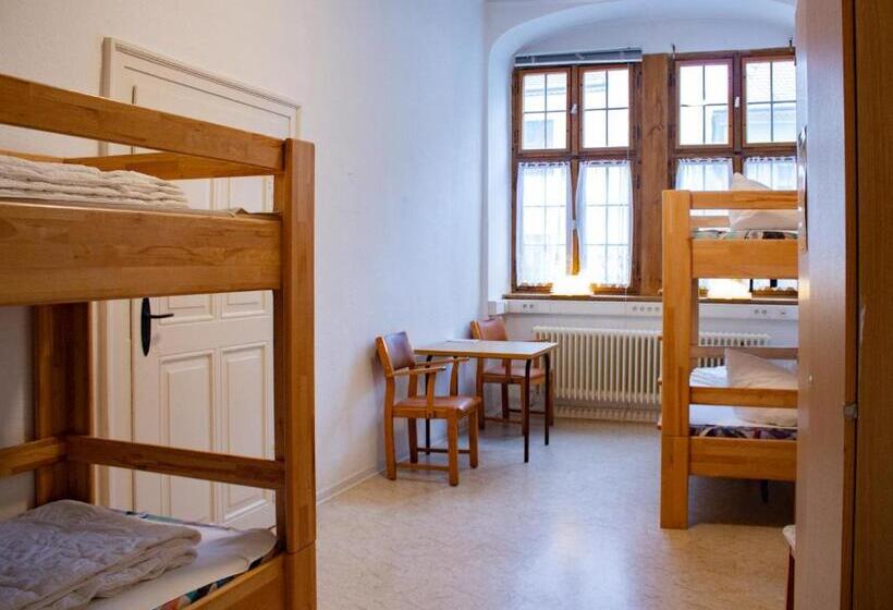 Четырехместный Номер Стандарт, Cvjm Peregrinus Herberge