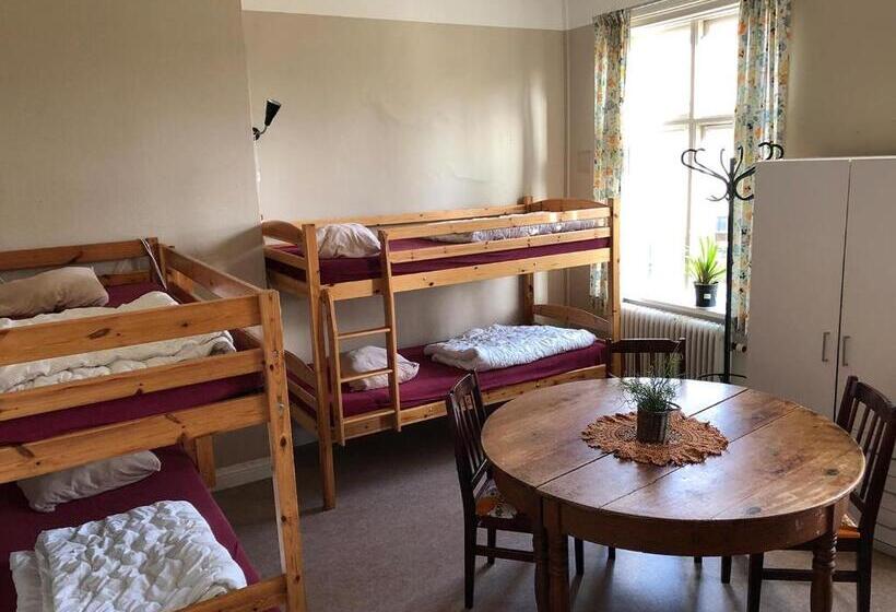 家庭间, Nyköpings Vandrarhem