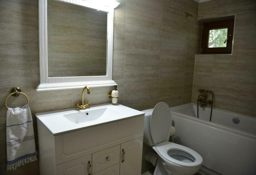 Номер Deluxe, Dumbrava