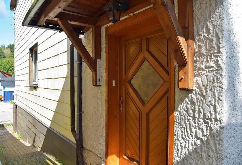4ベッドルームハウス, Monteurhaus Arbeiterunterkunft Haus Markus Suhl