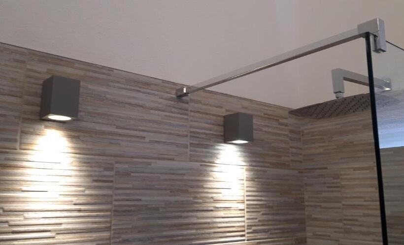 חדר סטנדרט נוף לבריכה, B&b Aly&emy