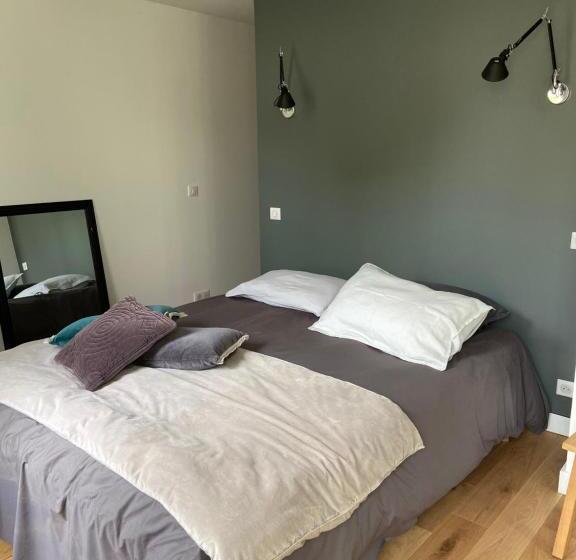 带大床的标准间, Cocon En Lisière De Forêt