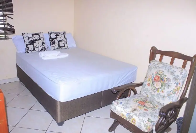 اتاق استاندارد, Kaste Guesthouse Tzaneen