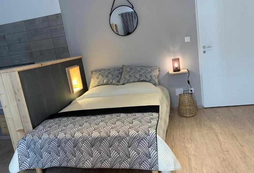 Номер Стандарт Вид на Сад, Le Long Du Verdon