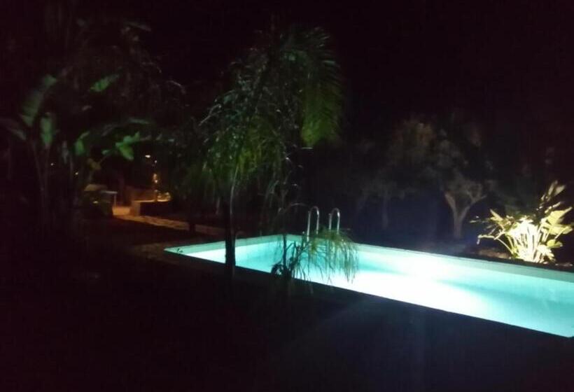 اتاق استاندارد چهار تخته, Oasi Di Campagna