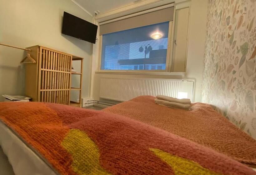 اتاق استاندارد یک تخته با سرویس بهداشتی مشترک, Savonlinna Rentals
