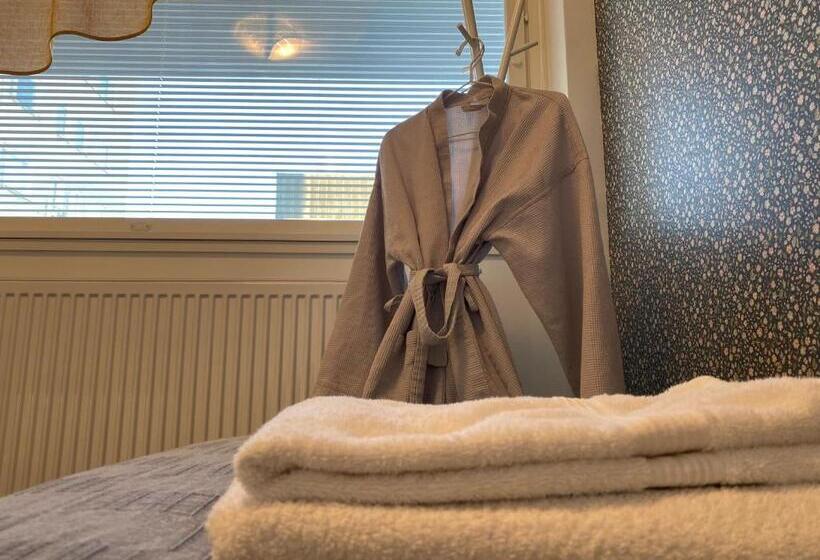 اتاق استاندارد یک تخته با سرویس بهداشتی مشترک, Savonlinna Rentals