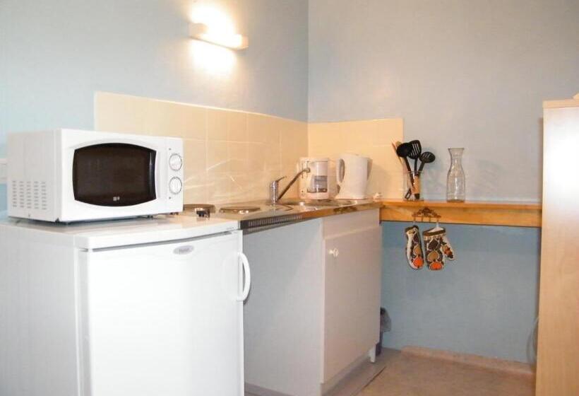 标准工作室, Domaine Sela