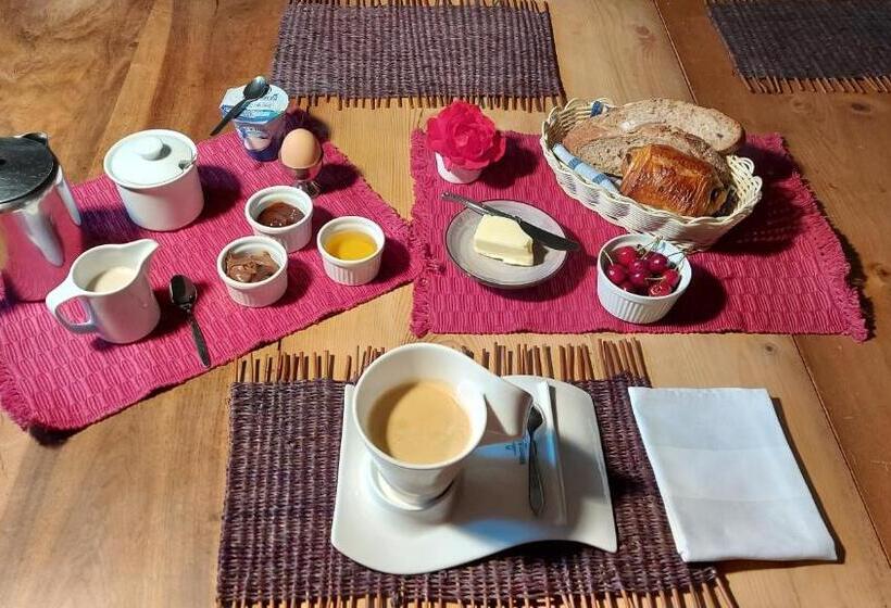 带共用浴室的标准房间, Domaine Sela