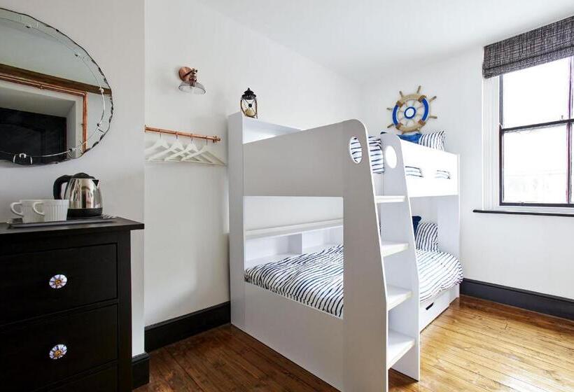 Quarto Estandar com Beliche, Jet Black Jewel
