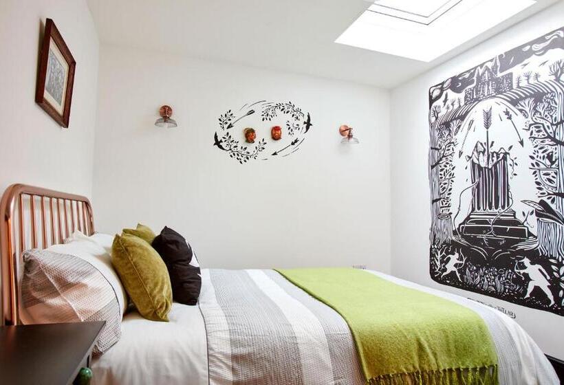 스탠다드 룸, Jet Black Jewel