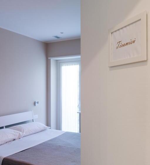 Chambre Standard Salle de Bain Extérieure, Maison Altinia