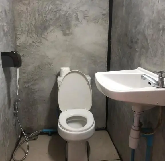 اتاق اکونومی, Bp Cheap Private Rooms