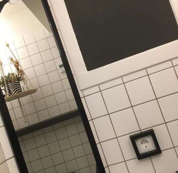 غرفة قياسية رباعية, B&b De Loeff