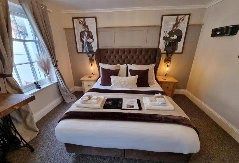 اتاق استاندارد با تخت بزرگ, Creates