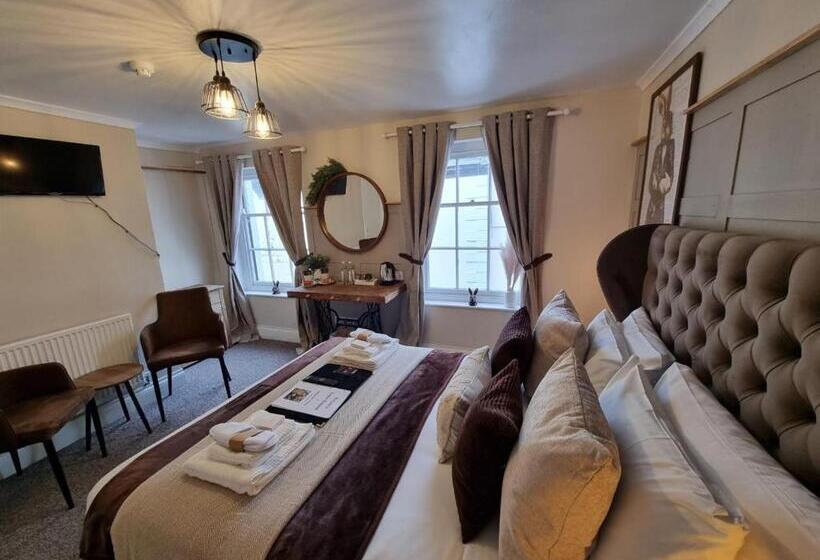 اتاق استاندارد با تخت بزرگ, Creates