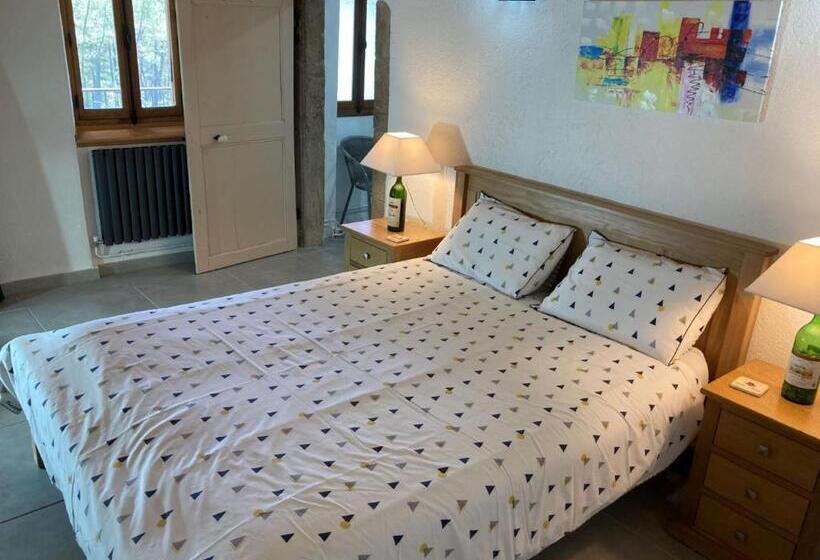 스탠다드 룸 킹사이즈 침대, Mas De La Giralde