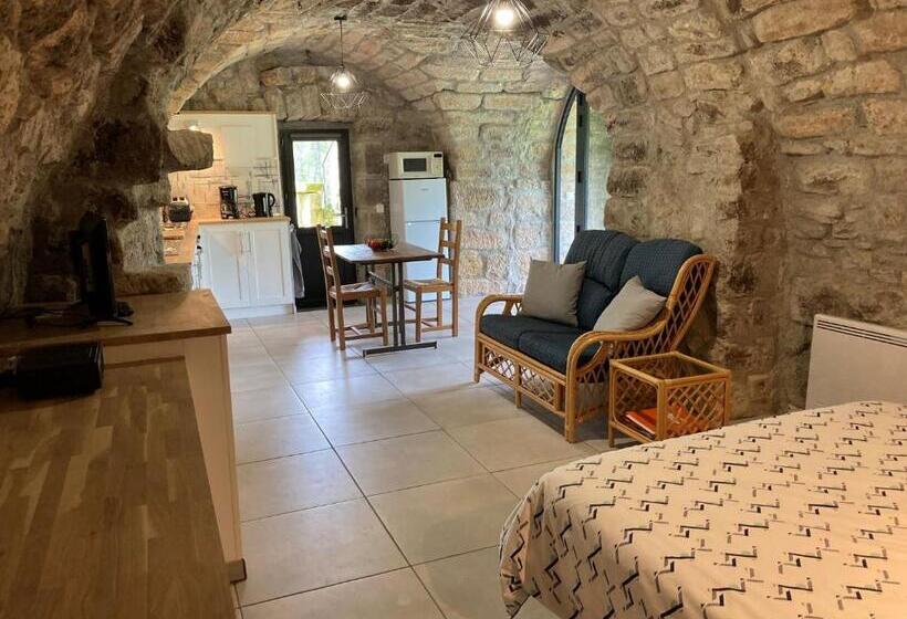 스탠다드 스튜디오 (테라스구비), Mas De La Giralde