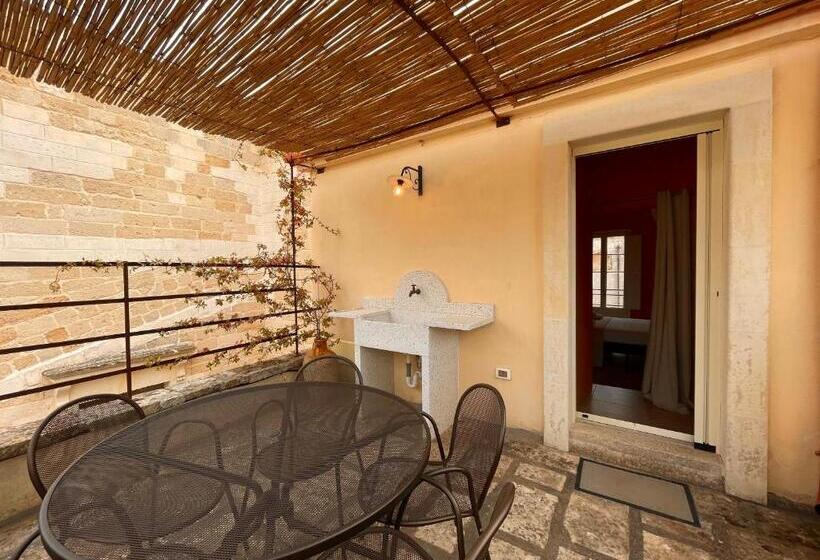 Suite with Terrace, Palazzo De Carlo E Il Parco Dei 7 Pozzi