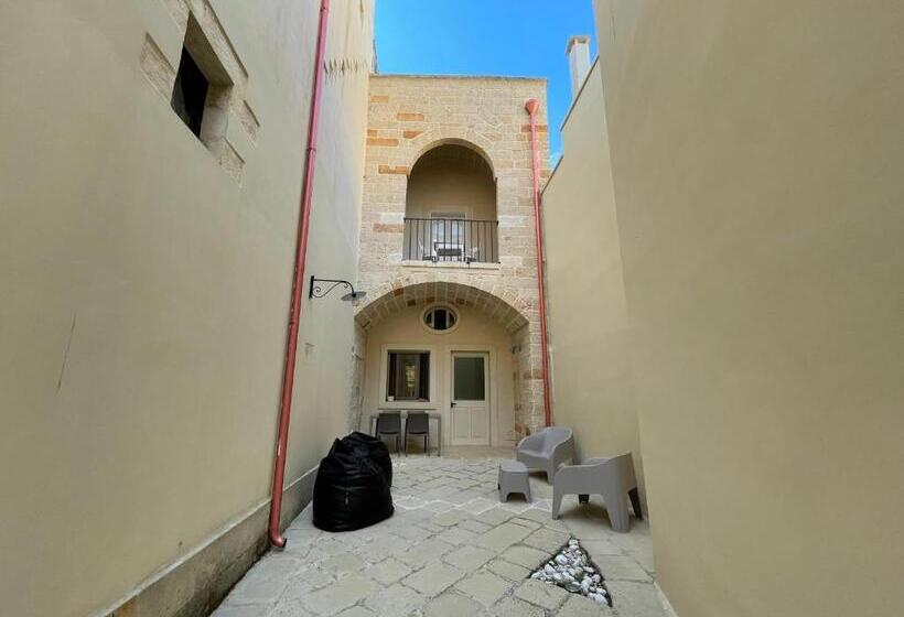 Apartament 1 Sypialnia z Tarasem, Palazzo De Carlo E Il Parco Dei 7 Pozzi