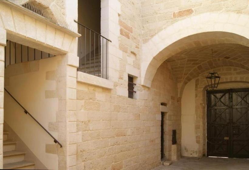 豪华套房, Palazzo De Carlo E Il Parco Dei 7 Pozzi