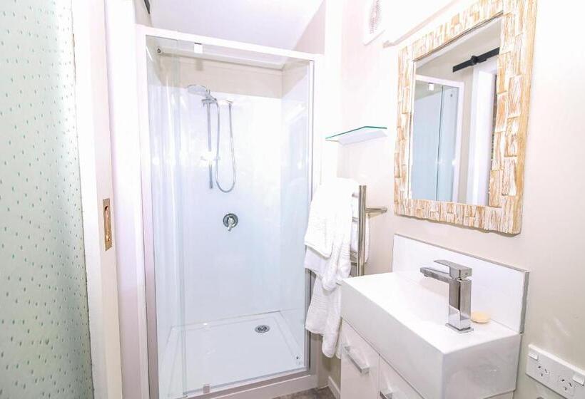 디럭스 스튜디오, Studio @ 91