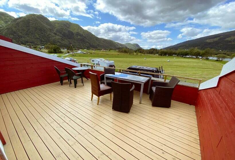 غرفة سوبيريور, Solneset Farm